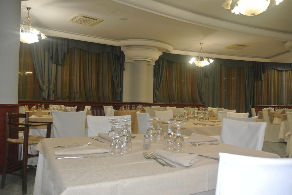Hotel Stefano A Melito Melito di Napoli Zewnętrze zdjęcie