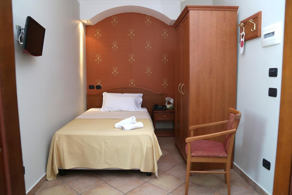 Hotel Stefano A Melito Melito di Napoli Zewnętrze zdjęcie