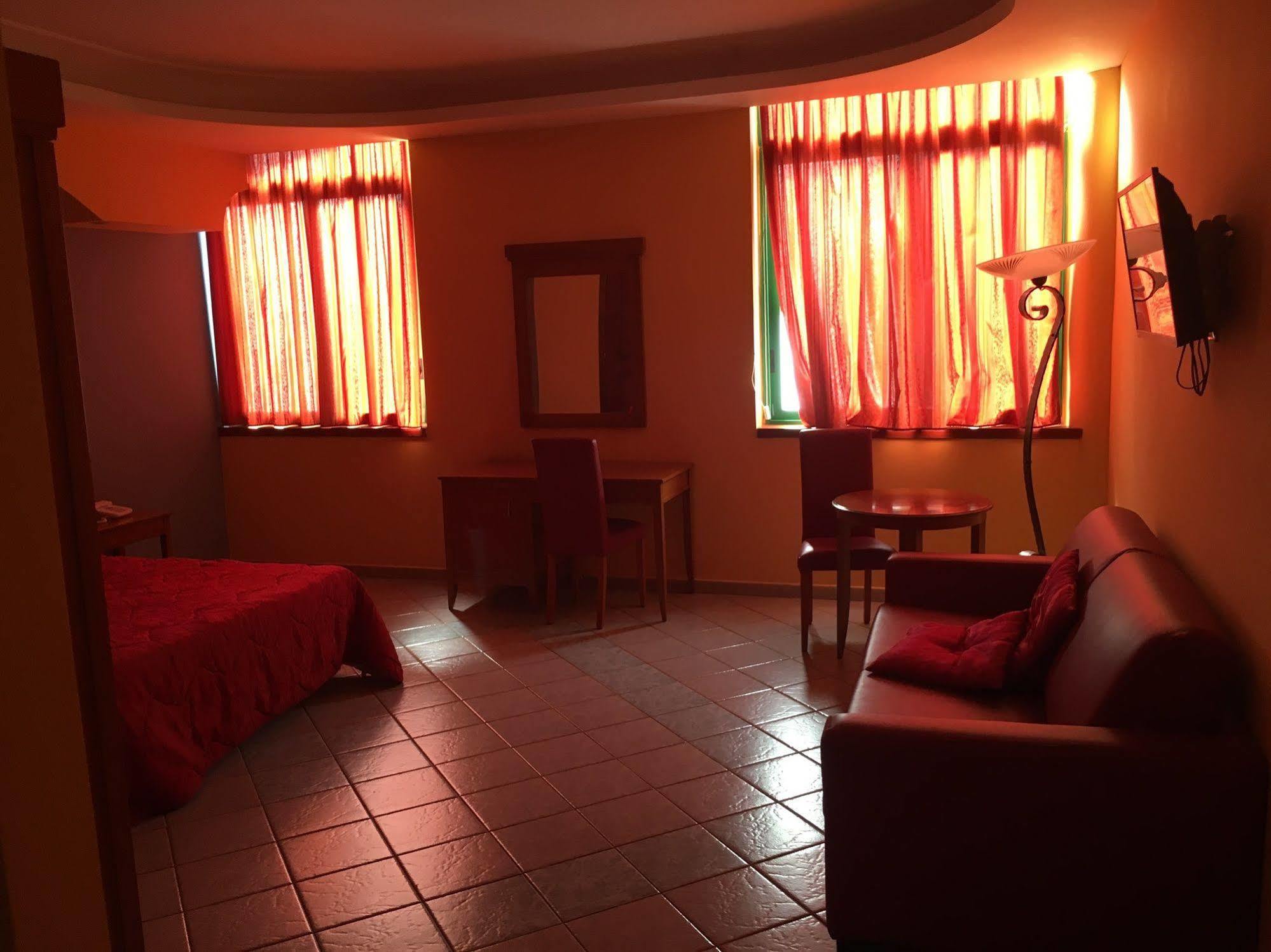 Hotel Stefano A Melito Melito di Napoli Zewnętrze zdjęcie